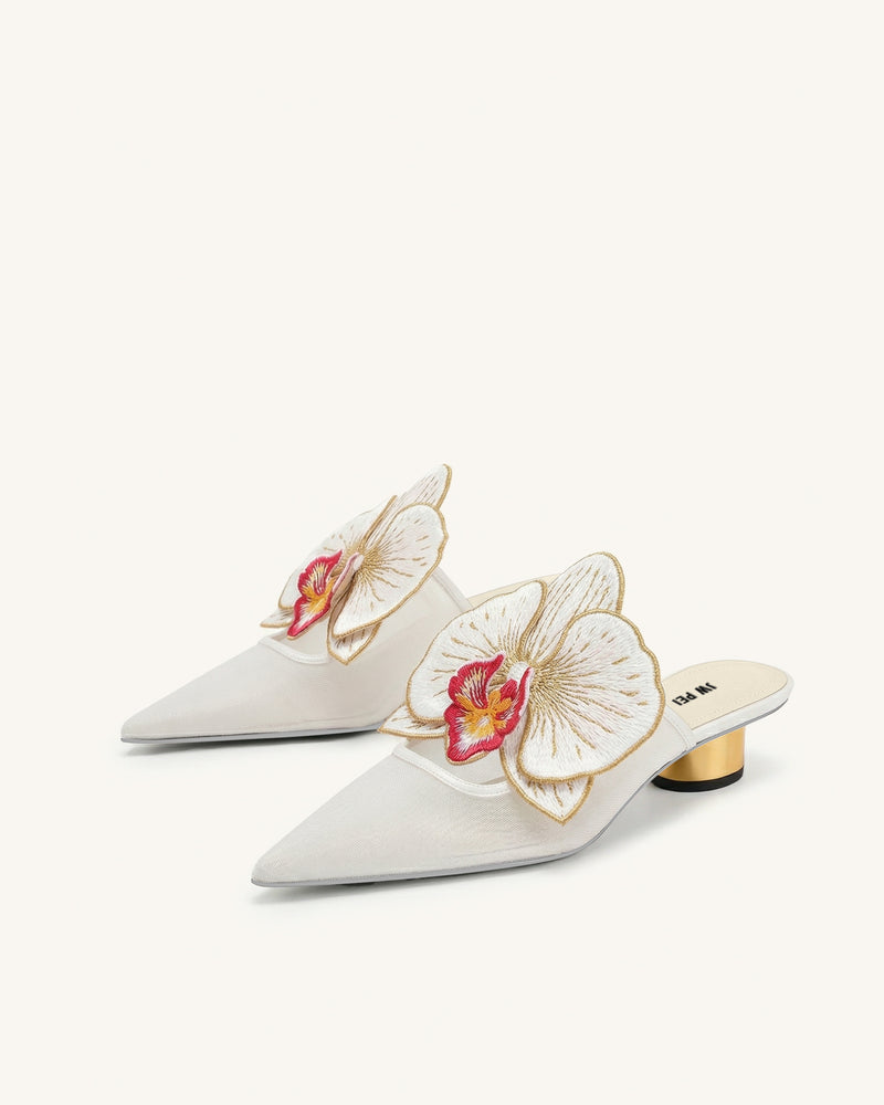 Helena Embroidery Decoration Pierced Mules - White