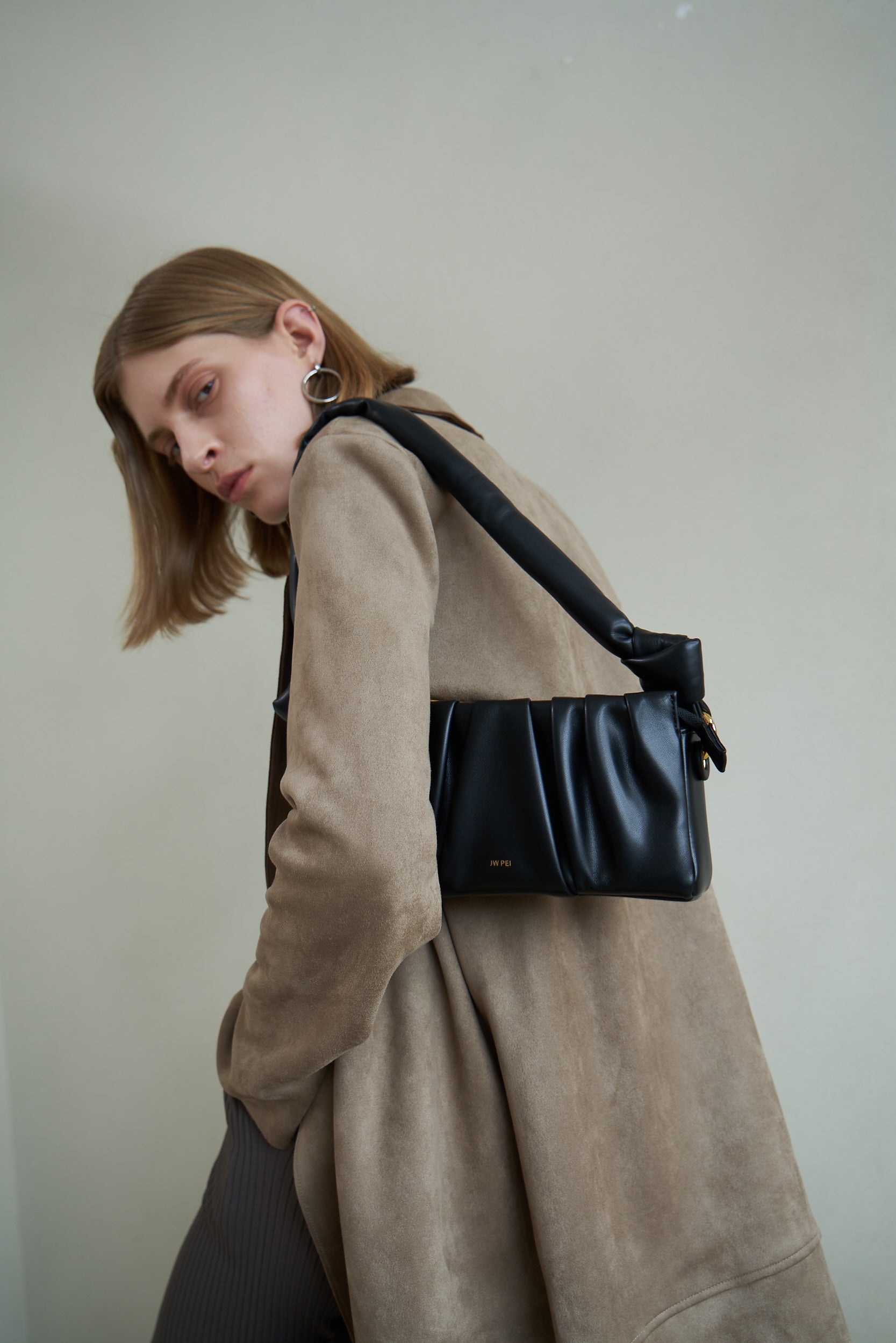 Mila Shoulder Bag - Black