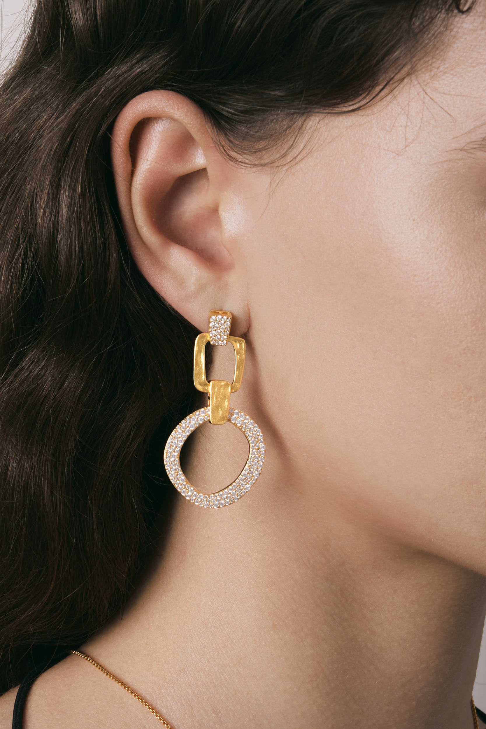 Geometrical Openwork Round Earrings - 18ct Gold Plated & White Zircon